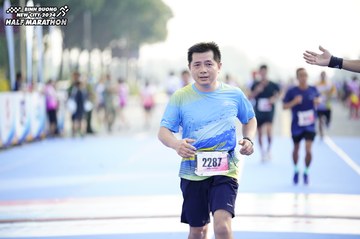 BINH DUONG NEW CITY HALF MARATHON 2024 - Ảnh #1761011