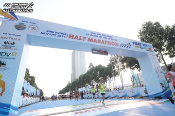 BINH DUONG NEW CITY HALF MARATHON 2024 - Ảnh #1821396