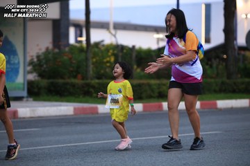 BINH DUONG NEW CITY HALF MARATHON 2024 - Ảnh #1727851