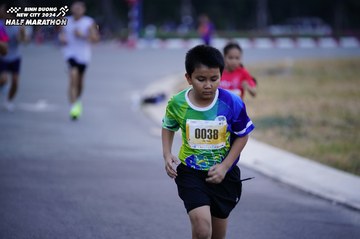 BINH DUONG NEW CITY HALF MARATHON 2024 - Ảnh #1724583