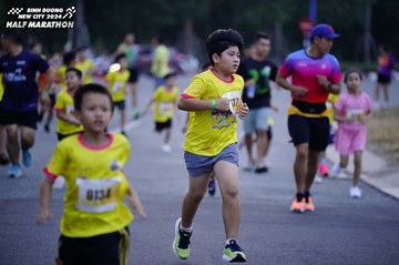BINH DUONG NEW CITY HALF MARATHON 2024 - Ảnh #1724613