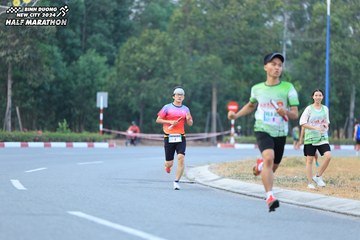 BINH DUONG NEW CITY HALF MARATHON 2024 - Ảnh #1735756