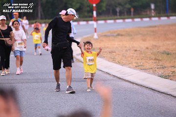 BINH DUONG NEW CITY HALF MARATHON 2024 - Ảnh #1727207