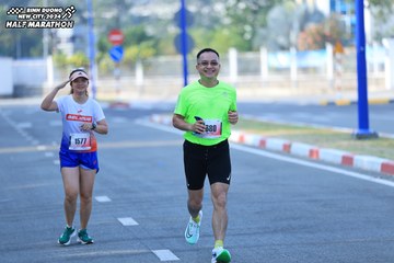 BINH DUONG NEW CITY HALF MARATHON 2024 - Ảnh #1768783