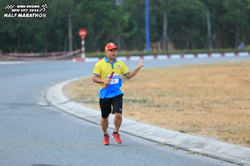 BINH DUONG NEW CITY HALF MARATHON 2024 - Ảnh #1735340