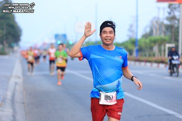 BINH DUONG NEW CITY HALF MARATHON 2024 - Ảnh #1768537