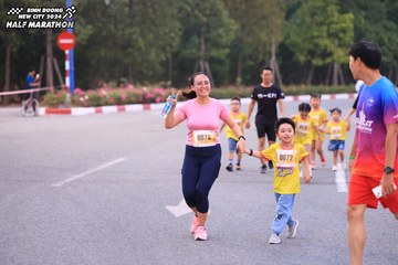 BINH DUONG NEW CITY HALF MARATHON 2024 - Ảnh #1727166