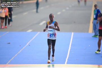 BINH DUONG NEW CITY HALF MARATHON 2024 - Ảnh #1738837