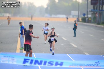 BINH DUONG NEW CITY HALF MARATHON 2024 - Ảnh #1738654
