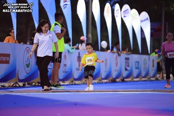 BINH DUONG NEW CITY HALF MARATHON 2024 - Ảnh #1729320