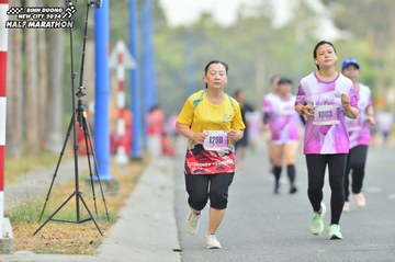 BINH DUONG NEW CITY HALF MARATHON 2024 - Ảnh #1750483