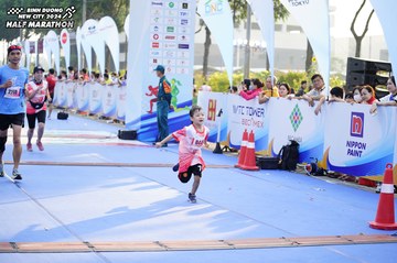 BINH DUONG NEW CITY HALF MARATHON 2024 - Ảnh #1763020