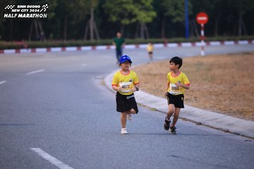 BINH DUONG NEW CITY HALF MARATHON 2024 - Ảnh #1727321