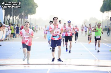BINH DUONG NEW CITY HALF MARATHON 2024 - Ảnh #1759476