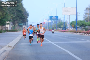 BINH DUONG NEW CITY HALF MARATHON 2024 - Ảnh #1766108