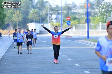 BINH DUONG NEW CITY HALF MARATHON 2024 - Ảnh #1771237