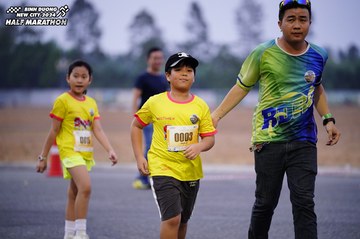 BINH DUONG NEW CITY HALF MARATHON 2024 - Ảnh #1725698