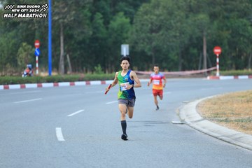 BINH DUONG NEW CITY HALF MARATHON 2024 - Ảnh #1735030