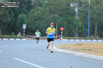 BINH DUONG NEW CITY HALF MARATHON 2024 - Ảnh #1735525