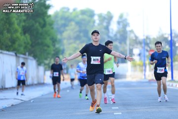 BINH DUONG NEW CITY HALF MARATHON 2024 - Ảnh #1768283