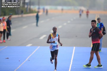 BINH DUONG NEW CITY HALF MARATHON 2024 - Ảnh #1738833
