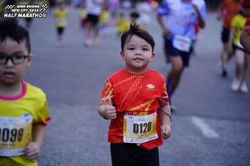 BINH DUONG NEW CITY HALF MARATHON 2024 - Ảnh #1724801