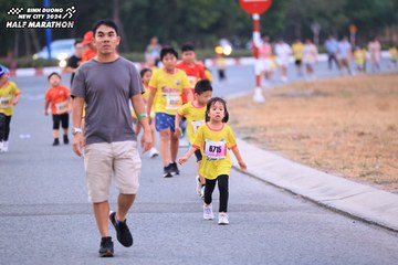 BINH DUONG NEW CITY HALF MARATHON 2024 - Ảnh #1726987