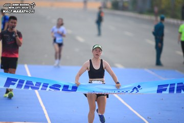BINH DUONG NEW CITY HALF MARATHON 2024 - Ảnh #1738691