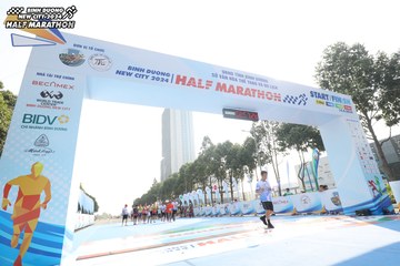 BINH DUONG NEW CITY HALF MARATHON 2024 - Ảnh #1818946