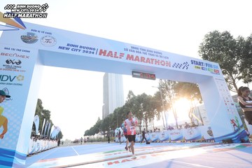 BINH DUONG NEW CITY HALF MARATHON 2024 - Ảnh #1819818