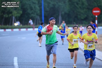 BINH DUONG NEW CITY HALF MARATHON 2024 - Ảnh #1726195