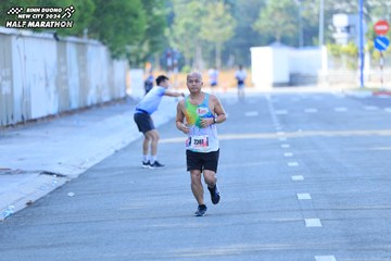 BINH DUONG NEW CITY HALF MARATHON 2024 - Ảnh #1771410