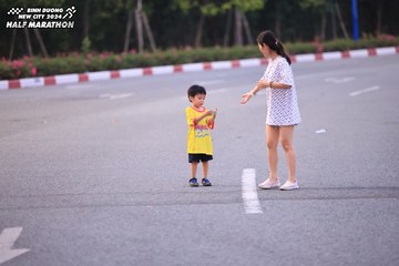 BINH DUONG NEW CITY HALF MARATHON 2024 - Ảnh #1727265