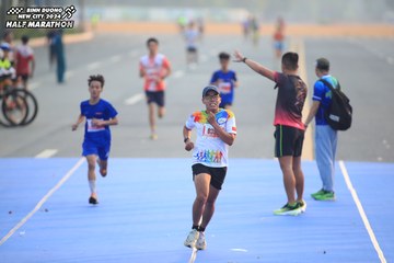 BINH DUONG NEW CITY HALF MARATHON 2024 - Ảnh #1740044
