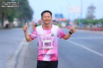 BINH DUONG NEW CITY HALF MARATHON 2024 - Ảnh #1767544