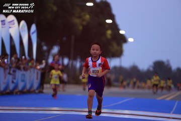 BINH DUONG NEW CITY HALF MARATHON 2024 - Ảnh #1729105