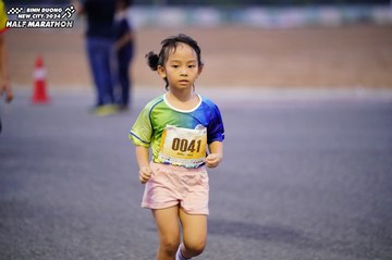 BINH DUONG NEW CITY HALF MARATHON 2024 - Ảnh #1725660