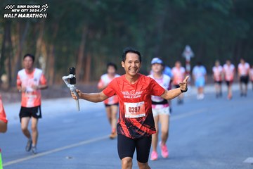 BINH DUONG NEW CITY HALF MARATHON 2024 - Ảnh #1750648