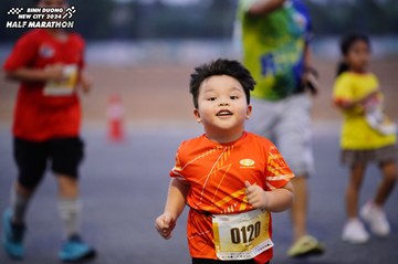 BINH DUONG NEW CITY HALF MARATHON 2024 - Ảnh #1725772