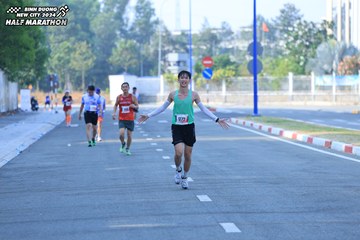 BINH DUONG NEW CITY HALF MARATHON 2024 - Ảnh #1769275