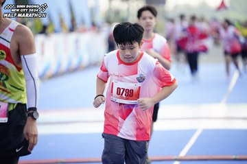 BINH DUONG NEW CITY HALF MARATHON 2024 - Ảnh #1758695