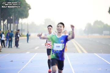 BINH DUONG NEW CITY HALF MARATHON 2024 - Ảnh #1756844