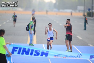 BINH DUONG NEW CITY HALF MARATHON 2024 - Ảnh #1739023