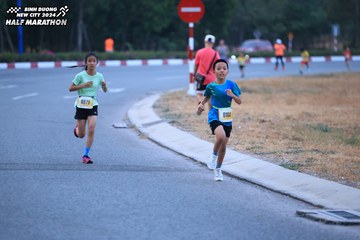 BINH DUONG NEW CITY HALF MARATHON 2024 - Ảnh #1726064