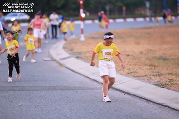 BINH DUONG NEW CITY HALF MARATHON 2024 - Ảnh #1727028