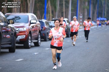 BINH DUONG NEW CITY HALF MARATHON 2024 - Ảnh #1756198