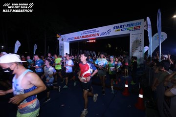 BINH DUONG NEW CITY HALF MARATHON 2024 - Ảnh #1737814