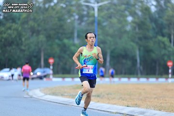 BINH DUONG NEW CITY HALF MARATHON 2024 - Ảnh #1735992