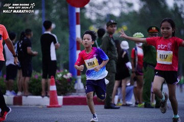 BINH DUONG NEW CITY HALF MARATHON 2024 - Ảnh #1725041