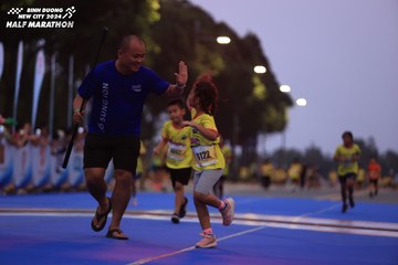 BINH DUONG NEW CITY HALF MARATHON 2024 - Ảnh #1729226